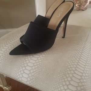 Pointy peeptoe mules